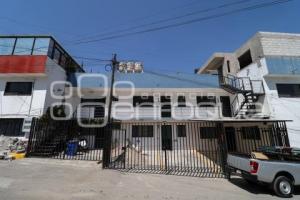 AIRBNB . SALA DE DESPECHO