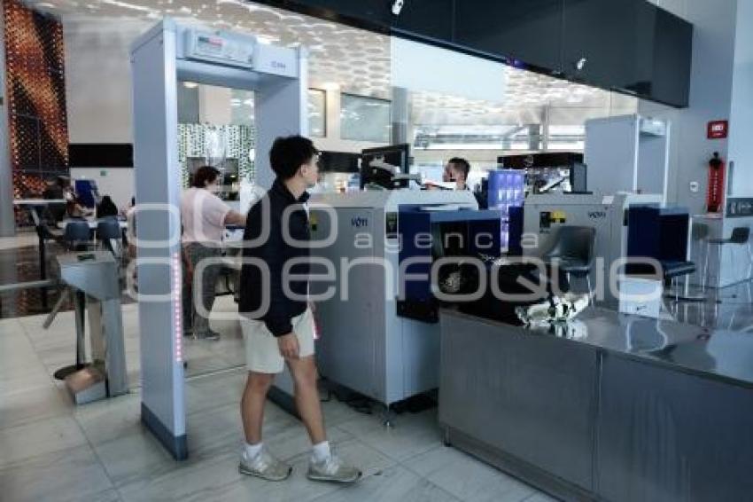 PASEO DESTINO . ESTRELLA ROJA