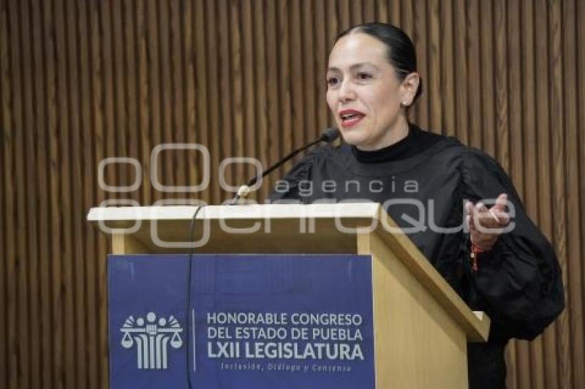 ANA LAURA GÓMEZ RAMÍREZ