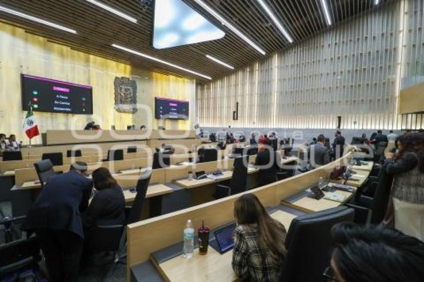 CONGRESO . SESIÓN ORDINARIA