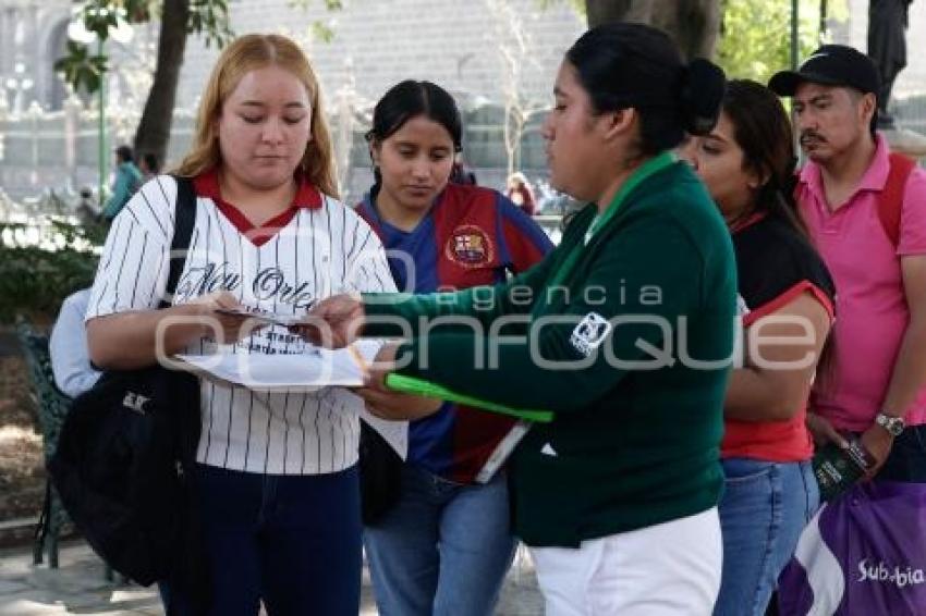 ZÓCALO . CAMPAÑA DE VACUNACIÓN
