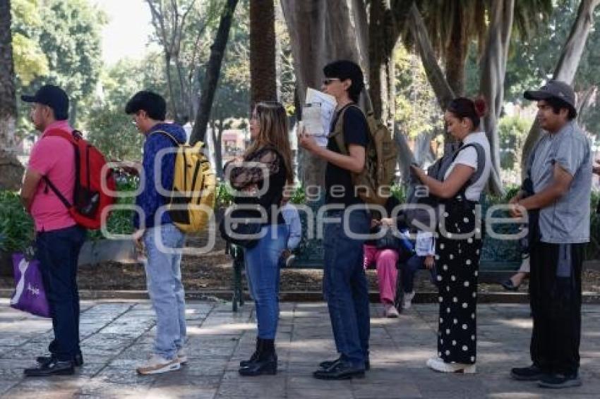 ZÓCALO . CAMPAÑA DE VACUNACIÓN