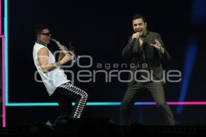 CONCIERTO . CARLOS RIVERA