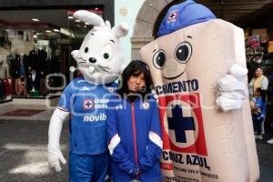 CRUZ AZUL . CONVIVENCIA