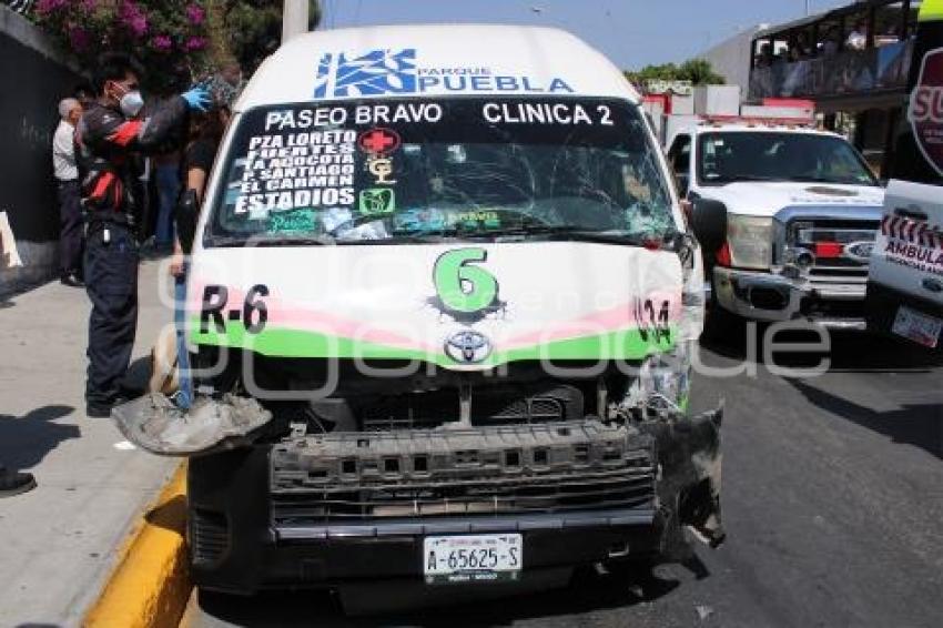 CHOQUE TRANSPORTE PÚBLICO