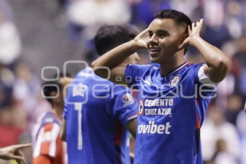 FÚTBOL . CRUZ AZUL VS GUADALAJARA