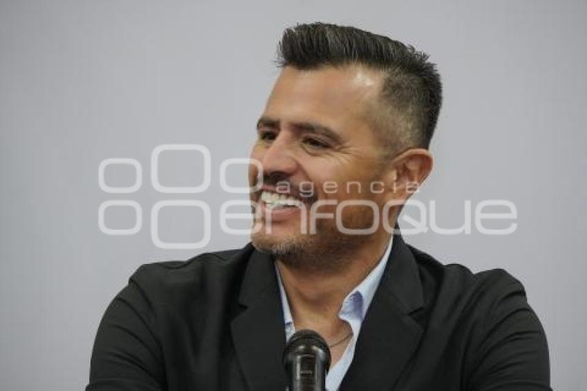 RENÉ MENDOZA ACOSTA