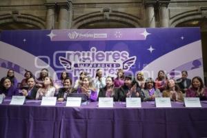 MUJERES IMPARABLES