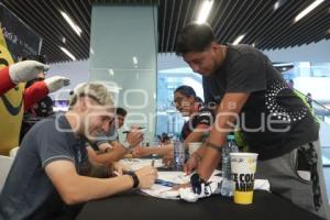 CLUB PUEBLA . FIRMA DE AUTÓGRAFOS