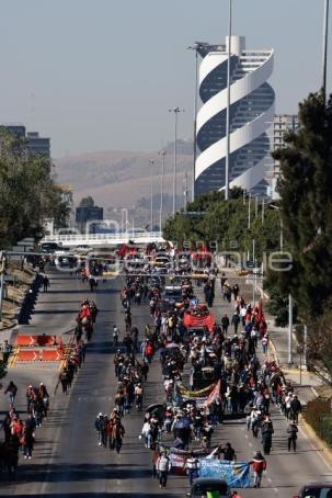 MANIFESTACIÓN 28 DE OCTUBRE . VÍA ATLIXCÁYOTL