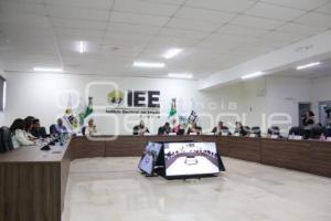 IEE . SESIÓN ORDINARIA