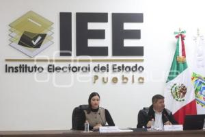 IEE . SESIÓN ORDINARIA