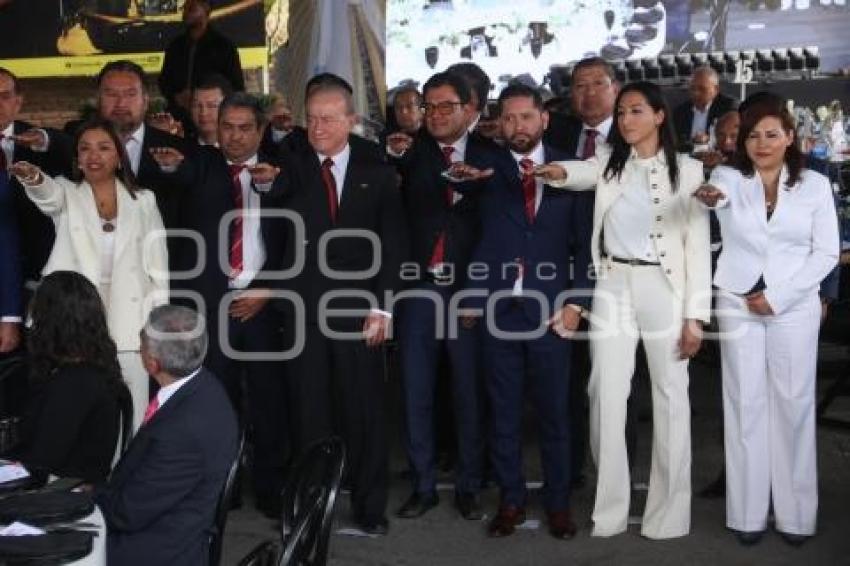 CMIC . TOMA DE PROTESTA