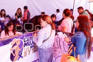 CARRERA POR LAS MUJERES . ENTREGA DE KITS