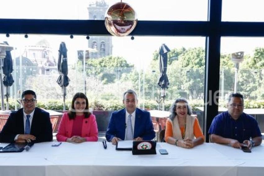 CANACO . HÉCTOR LANDERO