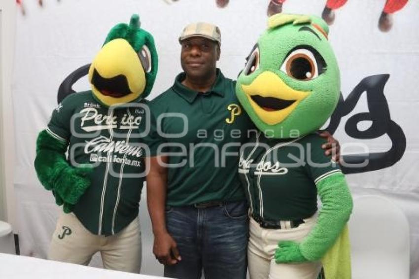PERICOS DE PUEBLA . PRESENTACIÓN COACH