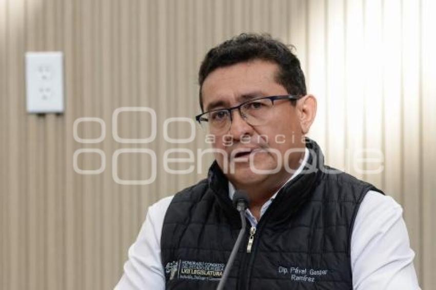 CONGRESO  . RUEDA DE PRENSA