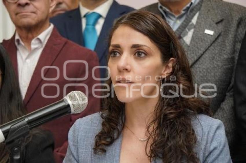 CARMINA CASTREJÓN QUINTANA