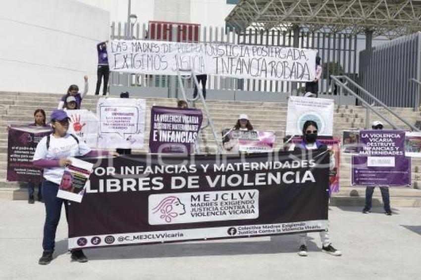MANIFESTACIÓN . VIOLENCIA VICARIA 
