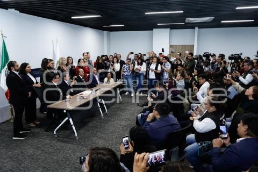 CONGRESO  . RICARDO MONREAL