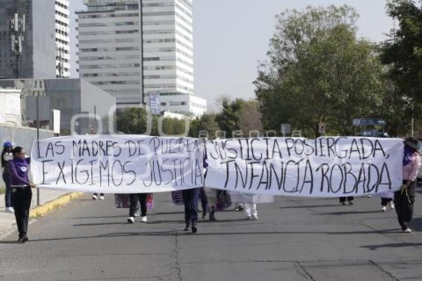 MANIFESTACIÓN . VIOLENCIA VICARIA 