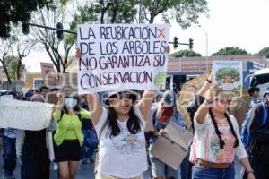 MANIFESTACIÓN . AMBIENTALISTAS
