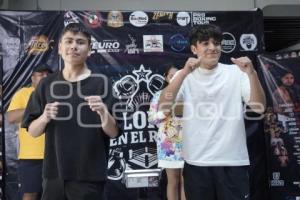 GLORIA EN EL RING . CEREMONIA DE PESAJE