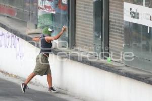 8M . MEGAMARCHA VANDALISMO