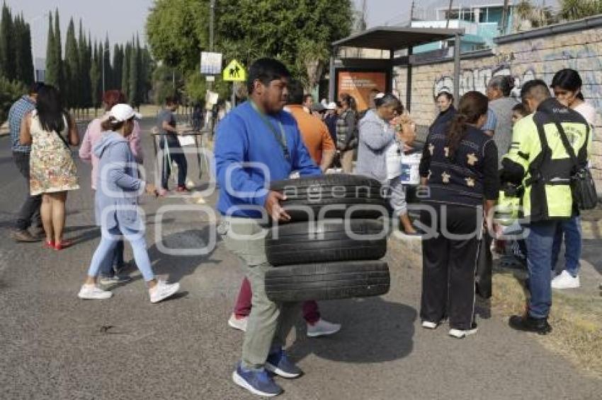 MANIFESTACIÓN . AVENIDA LAS MARGARITAS