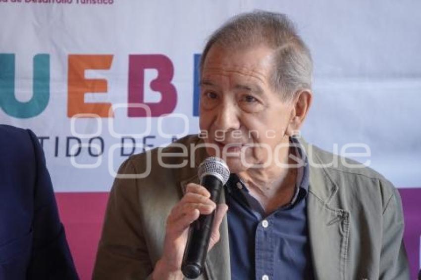 CARLOS MÁRQUEZ PÉREZ