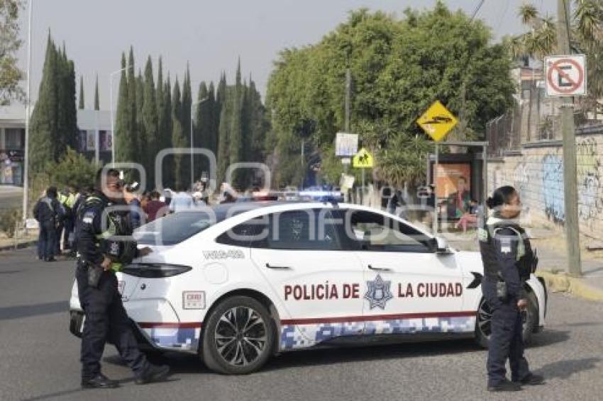 MANIFESTACIÓN . AVENIDA LAS MARGARITAS