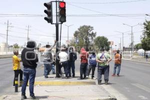 MANIFESTACIÓN MERCADO MORELOS