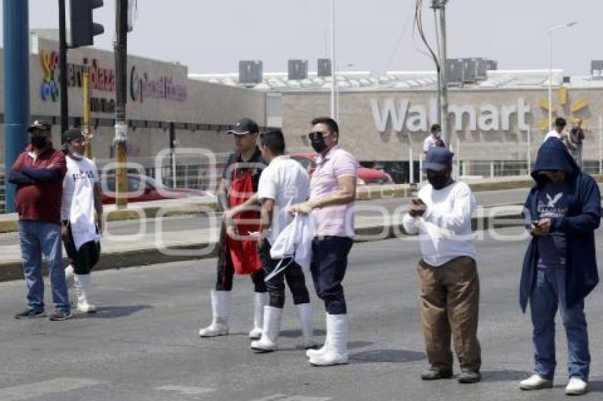 MANIFESTACIÓN MERCADO MORELOS