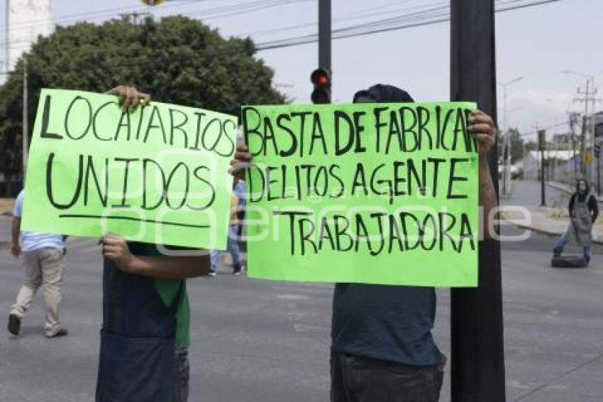 MANIFESTACIÓN MERCADO MORELOS