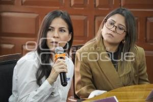 AYUNTAMIENTO . ENTREGA DE CENTROS DE CARGA