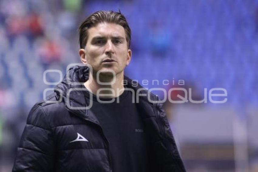 FÚTBOL . CLUB PUEBLA VS NECAXA