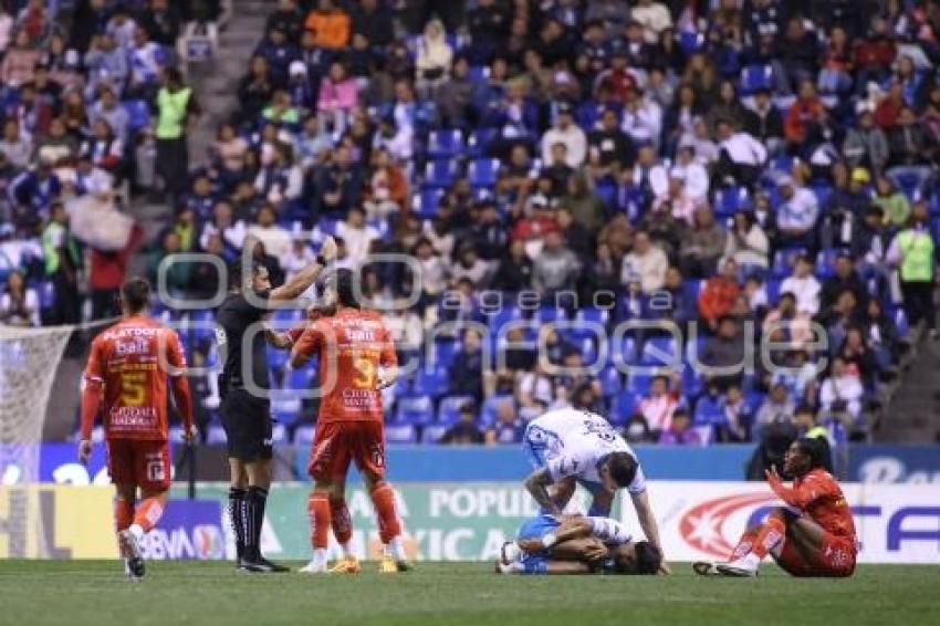 FÚTBOL . CLUB PUEBLA VS NECAXA