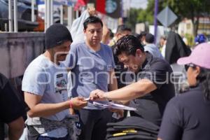 TLAXCALA . FILAS CARL’S JR