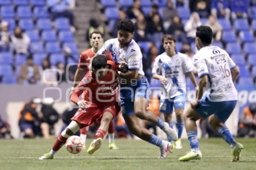 FÚTBOL . CLUB PUEBLA VS NECAXA