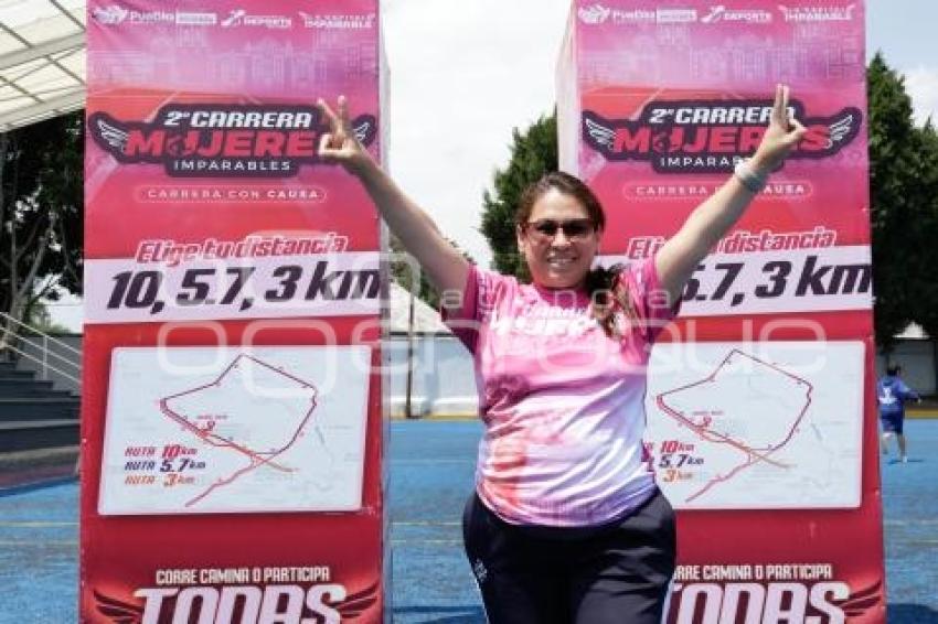 CARRERA MUJERES IMPARABLES  . KITS