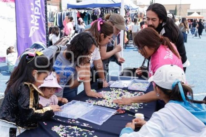 CARRERA MUJERES IMPARABLES  . KITS