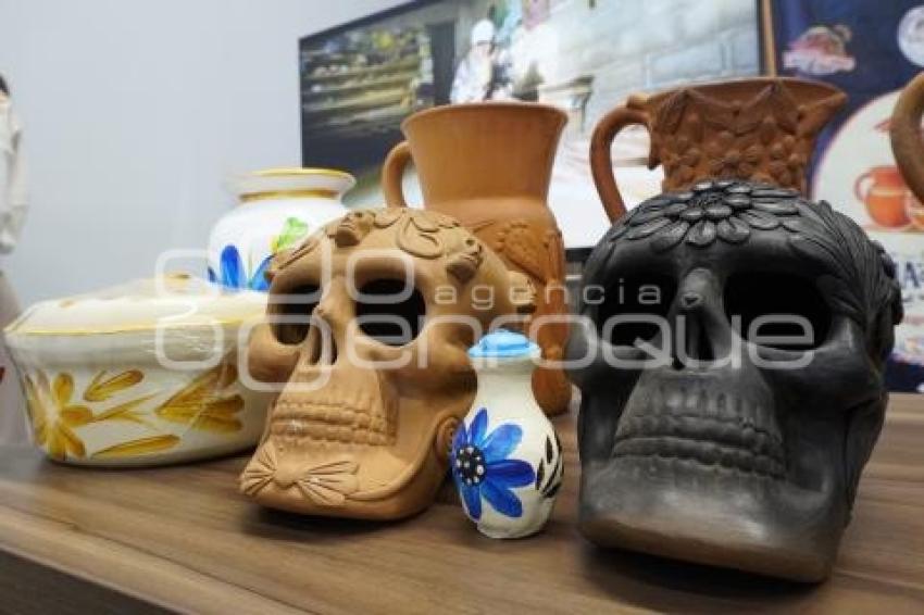 CONGRESO . FERIA ARTESANAL TENEXTATILOYAN