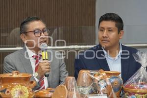 CONGRESO . FERIA ARTESANAL TENEXTATILOYAN