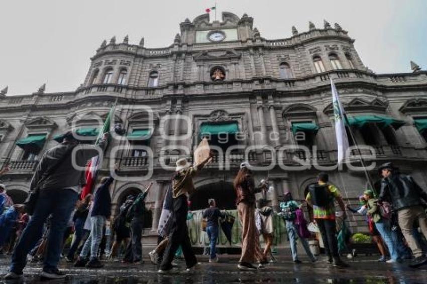 MANIFESTACIÓN . AMBIENTALISTAS