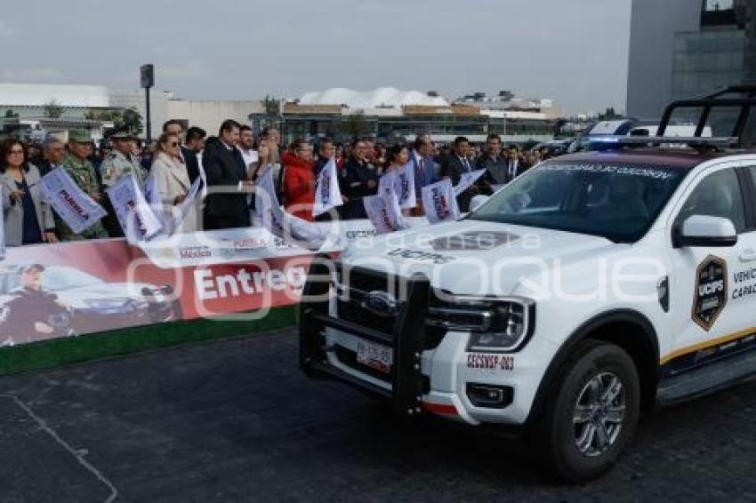 GOBIERNO ESTATAL . ENTREGA VEHÍCULOS DE SEGURIDAD