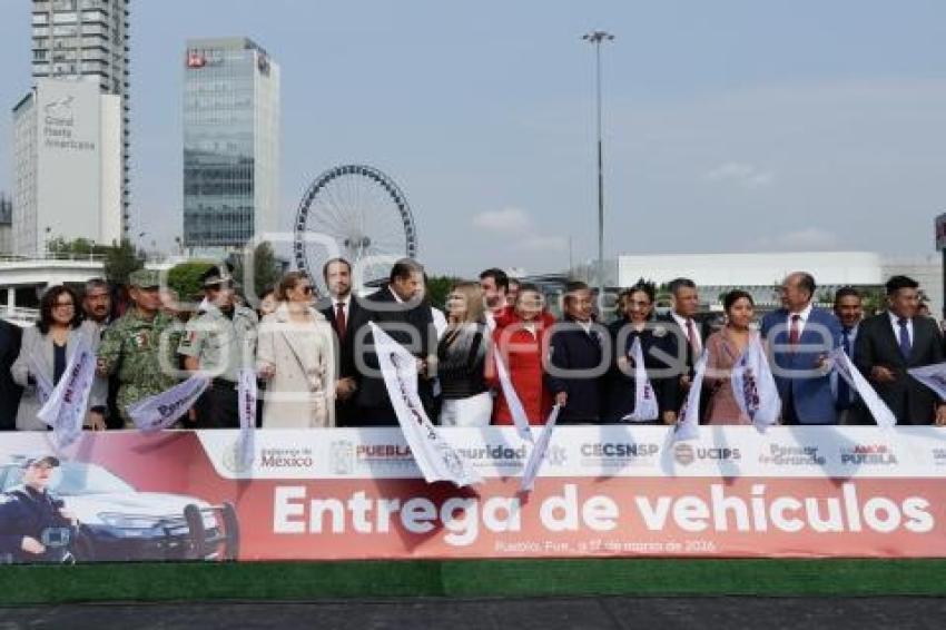 GOBIERNO ESTATAL . ENTREGA VEHÍCULOS DE SEGURIDAD