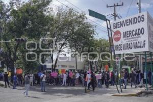MANIFESTACIÓN MERCADO MORELOS