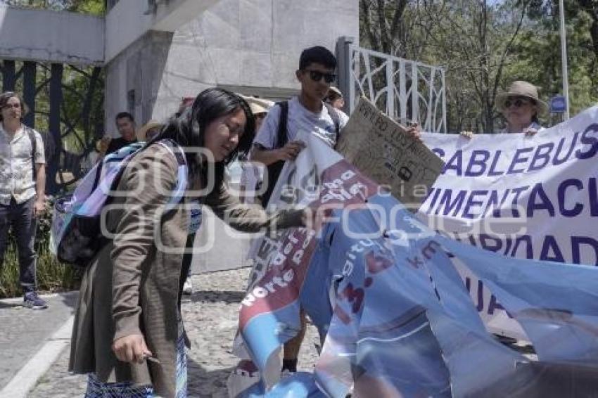 MANIFESTACIÓN . AMBIENTALISTAS