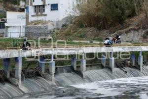 RÍO ATOYAC . PASO DE LOS GALLOS