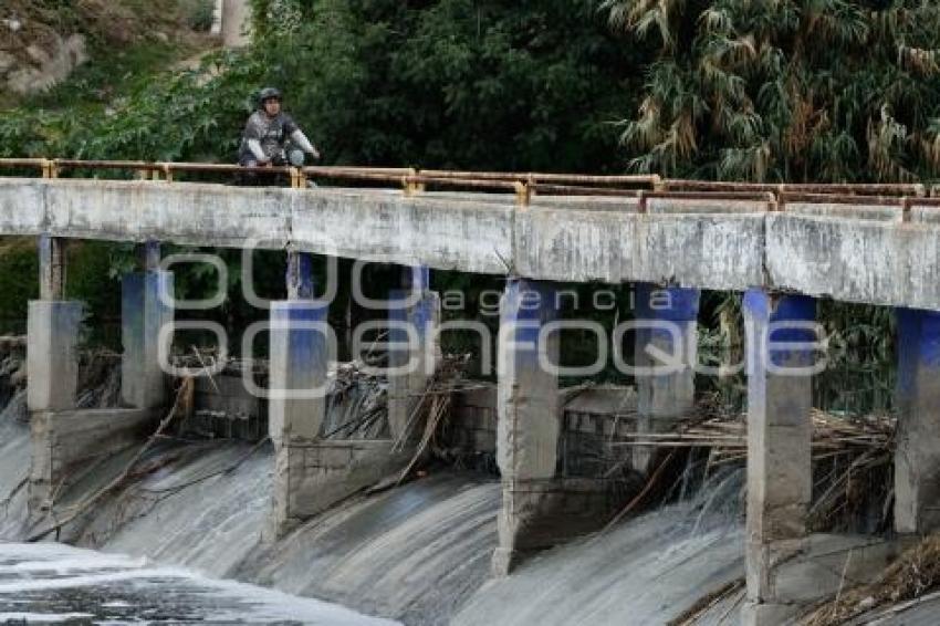 RÍO ATOYAC . PASO DE LOS GALLOS